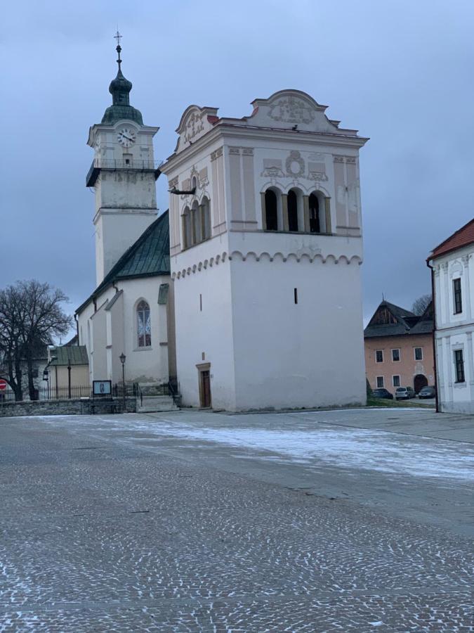 Ubytovanie Athéna Aparthotel Poprad Exterior foto